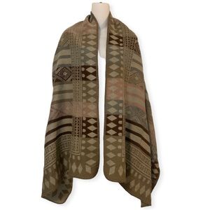 Buzzaar New York Womens Shawl Cape  100% Acrylic